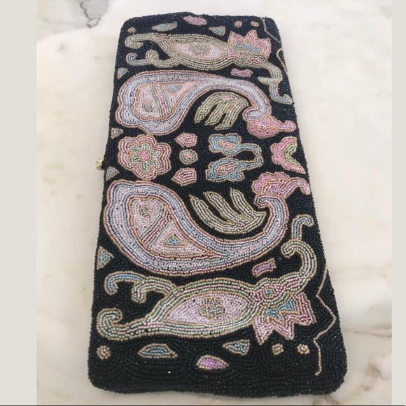 VINTAGE BELGIUM HANDMADE BLACK BEADED CLUTCH - Picture 4 of 13